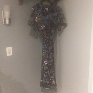 Women's d& co Tropical Island Themed Maxi Dress